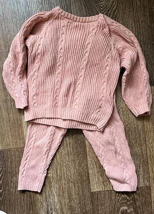 Вʼязаний костюм р 98