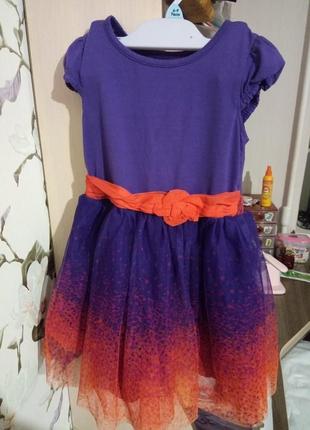 Гарне плаття на дівчинку 5 років