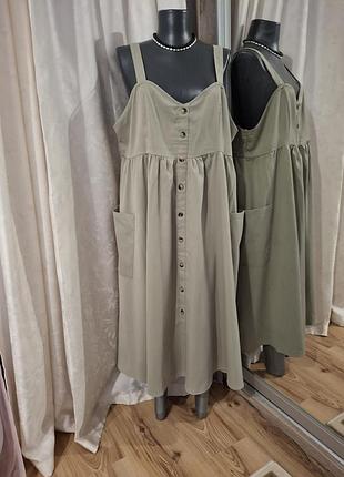 Очаровательное с карманами платье 👗