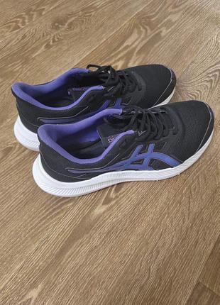 Продам кроссовки asics 2