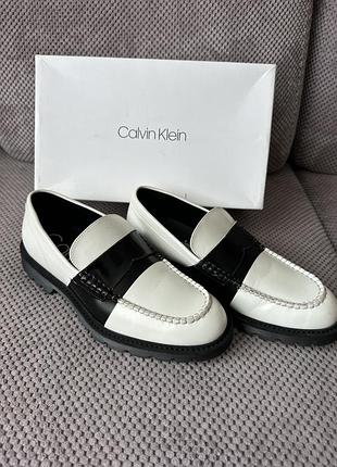 Лофери/мокасіни/туфлі calvin klein розмір 41.5