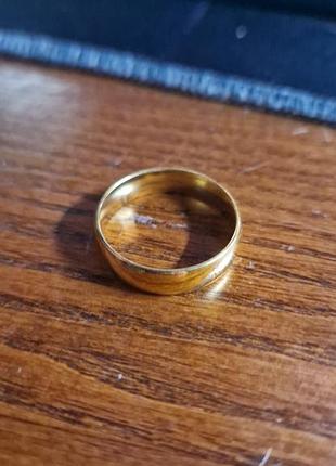 Обручальное кольцо из медицинской стали (21 размер) - золотого цвета