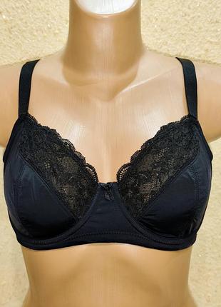 Красивый бюстгальтер мягкий на косточках uk42b/c  eur95b/c
