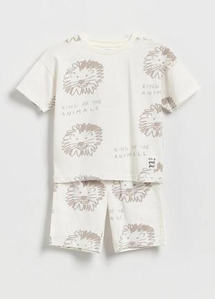 Новый костюмчик reserved 110р