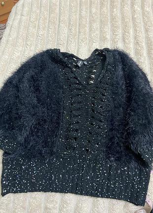 Гарний светр, р. 48-52