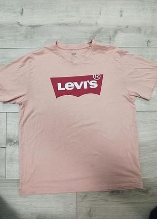 Футболка від  бренду levi's