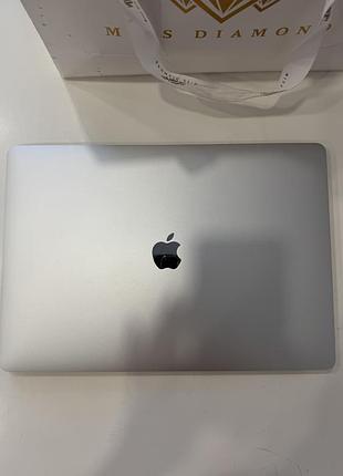 Macbook pro 15” 2018 a1990 (touch bar)
