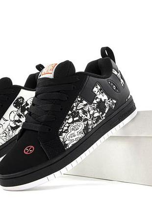 Shoes court graffik marvel