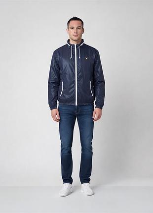 Чоловіча легка вітровка від відомого британського бренду lyle & scott. стиль: zip through  hooded  jacket