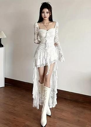 Біла мереживна асиметрична сукня зі шлейфом fairycore, coquette, romantic