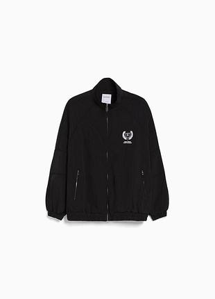 Вітрівка на підкладці