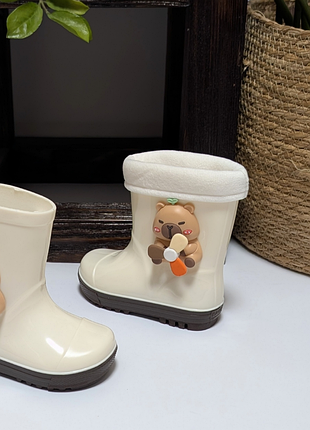 Резиновые сапожки на флисе