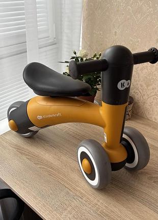 Біговел kinderkraft minibi honey yellow — 700 грн. користувалися мало, стан хороший. є кілька незначних подряпин. підійде для дитини від 1 року