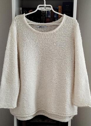 Свитер из нитки букле.