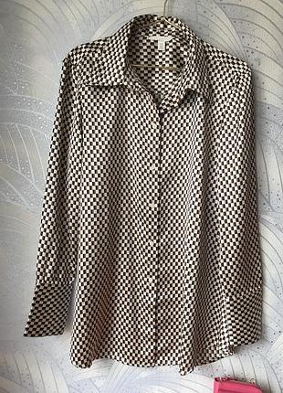 Стильная рубашка оверсайз