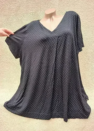 Маечка,р60-62🖤🤍🖤