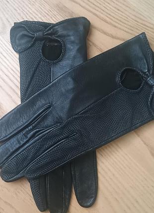 Шкіряні жіночі рукавички демісезонні