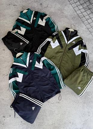 Чоловічі спортивні костюми adidas