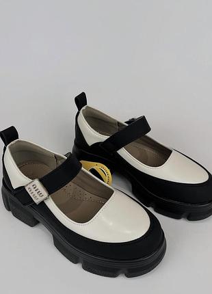 Туфлі на дівчинку 32 розмір clibee