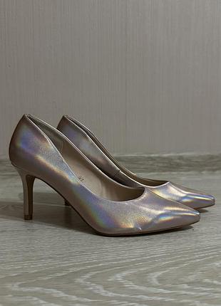 Туфлі човники