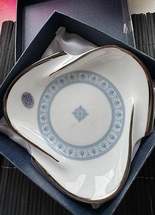 Порцелянова тарілка від французького бренду l'etoile porcelaine de limoges, в коробці