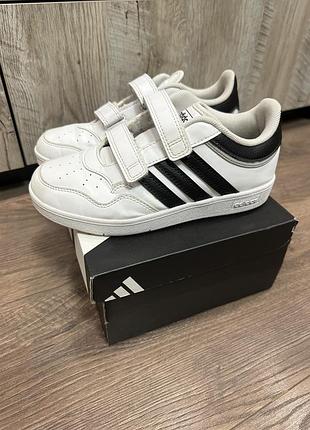 Кросівки adidas