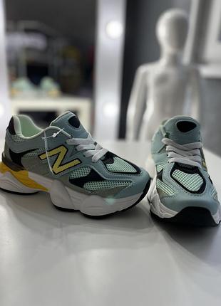 Кросівки жіночі violeta