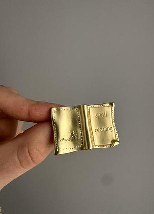 Брошка книга 4