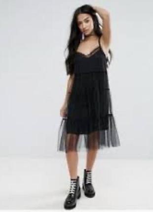 Прозора сітчаста сукня