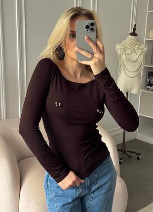 Базовые лонгсливы с пирсингом на груди, однотонный лонг с пирсингом, турецкие лонги из вискозы, трендовая кофта с пирсингом на груди