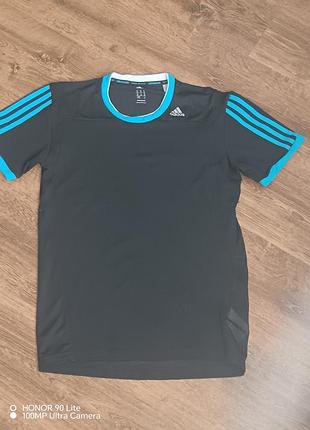 Мужская спортивная футболка adidas