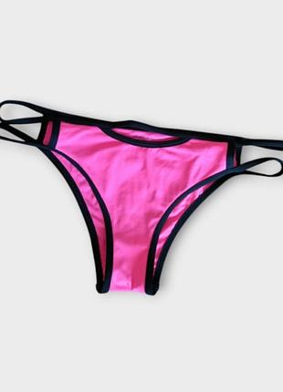 Розовый низ от купальника