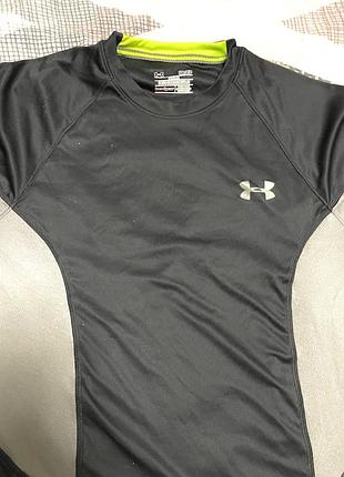 Спортивна чоловіча футболка under armour s