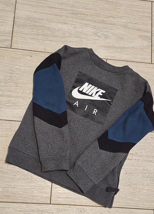 Стильный свитшот от nike
