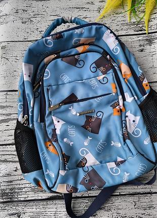 Школьный рюкзак на девочку в котиках
