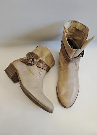 Ботинки кожаные 40 р