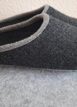 Тапочки кімнатні