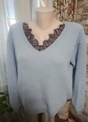 Светр жіночий