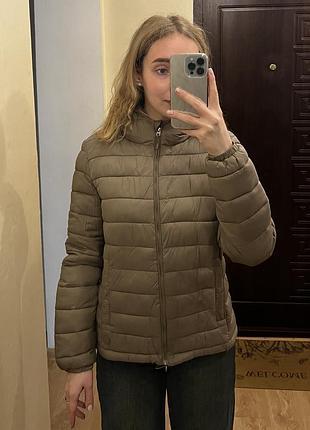 Курточка весняна