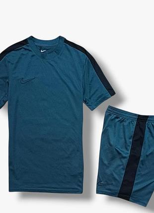 Спортивный костюм nike slim fit 23'’