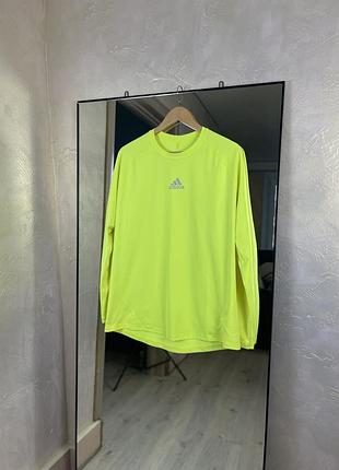 Лонгслів adidas techfit climacool: енергія та терморегуляція