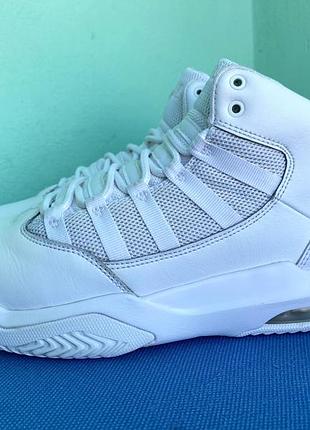 Кроссовки jordan max aura (кожа!)