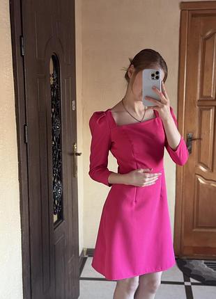 Рожева сукня