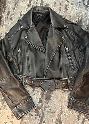 Сіра куртка косуха