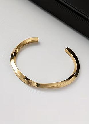 Жорсткий браслет з лимонного золота