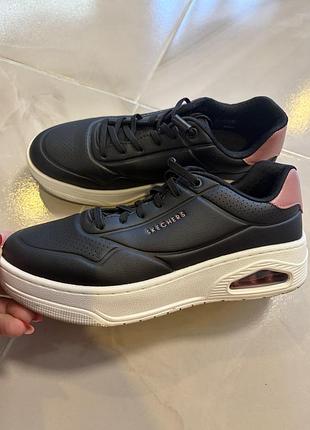 Skechers взуття як нові. оригінал. 38р. 24,5см.