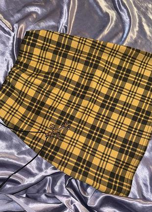 Базова пряма спідничка в клітинку new look