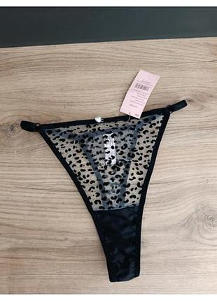 Лео два кольори ,квіточка два кольори