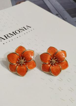 Сережки квіти помаранчеві лілії квіточки емаль кульчики пусети квітка квіточка