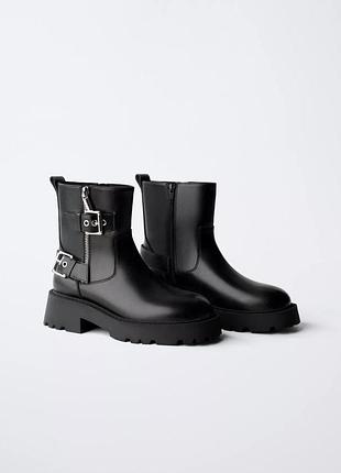 Чорні черевики, ботінки zara